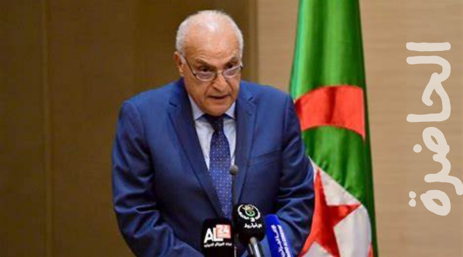 You are currently viewing أزمة العلاقات الجزائرية-الفرنسية: تصريحات أحمد عطاف تكشف عن استمرار التوتر