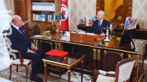 Read more about the article تونس تنتظر الحلول من الخارج: خطاب العجز والتبعية!